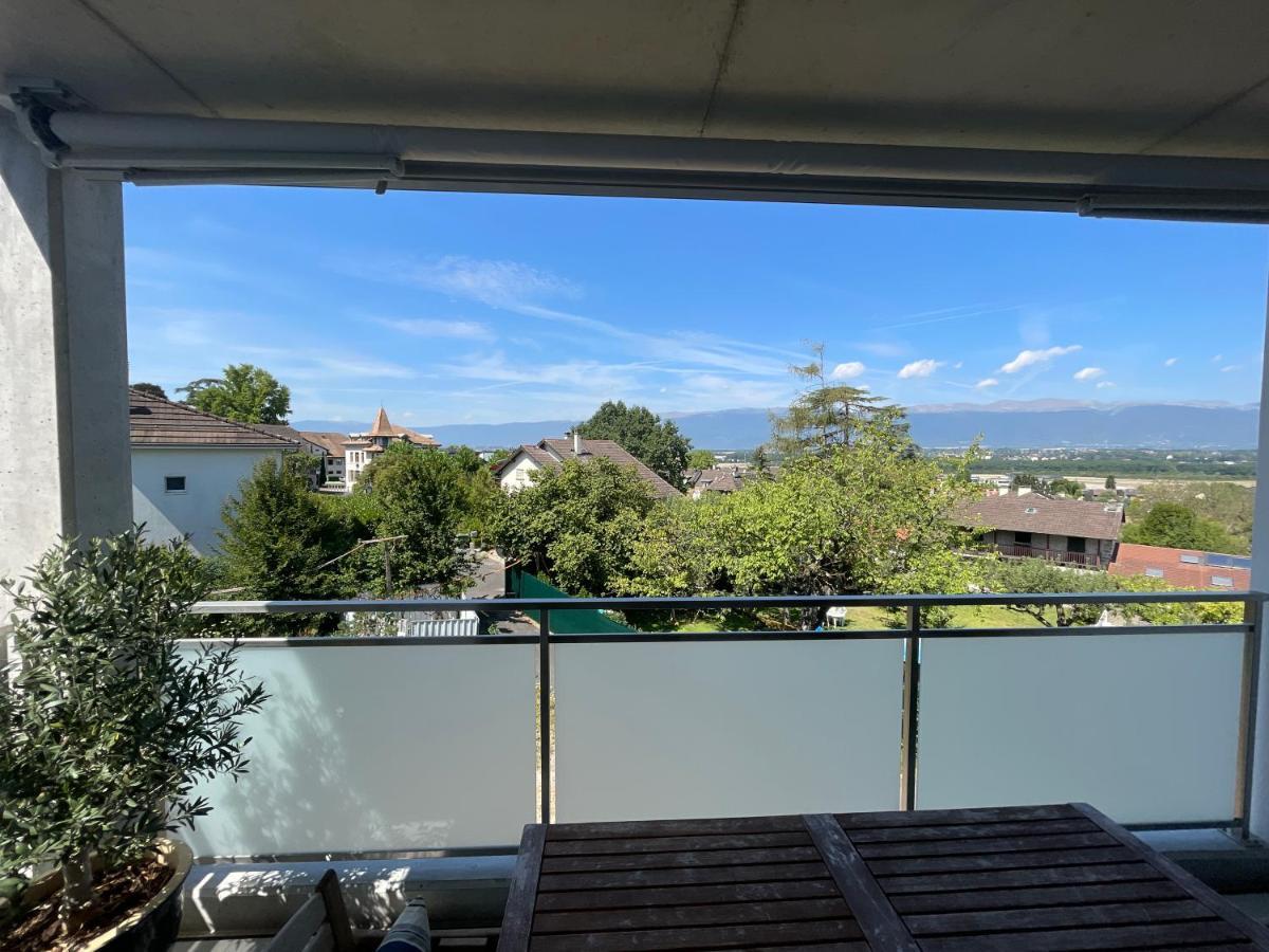 Private Bedroom And Bathroom In Shared