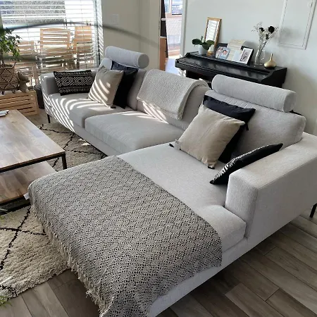 Private Bedroom And Bathroom In Shared 3* Genève